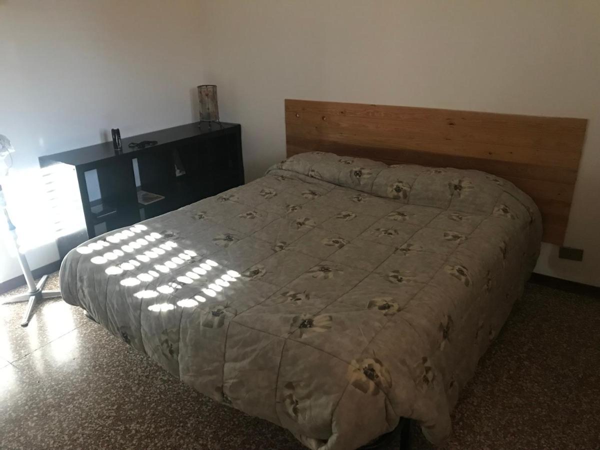 Appartamento 4 Posti Letto In Zona Tranquilla E Ben Servita, Un Matrimoniale E Un Divano Letto Matrimoniale Facebook Massimo Bobo Aquili Bologna Exterior photo