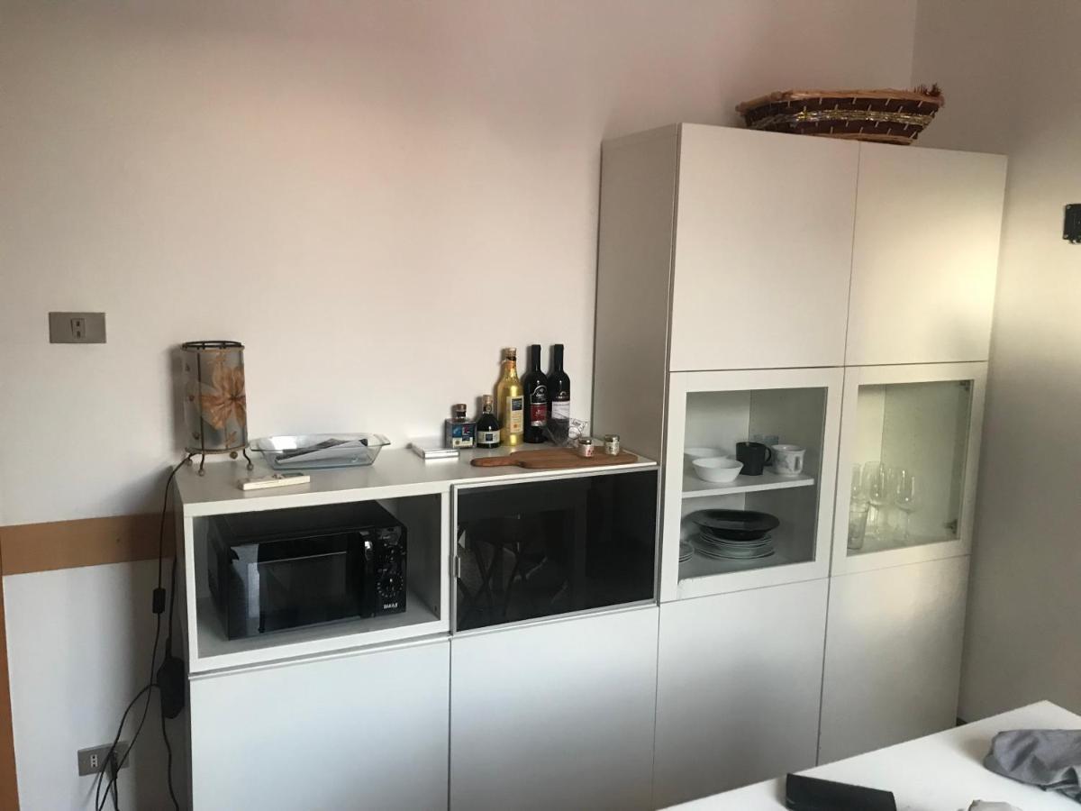 Appartamento 4 Posti Letto In Zona Tranquilla E Ben Servita, Un Matrimoniale E Un Divano Letto Matrimoniale Facebook Massimo Bobo Aquili Bologna Exterior photo